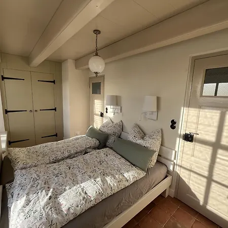 Luesthuus Holiday home Manslagt