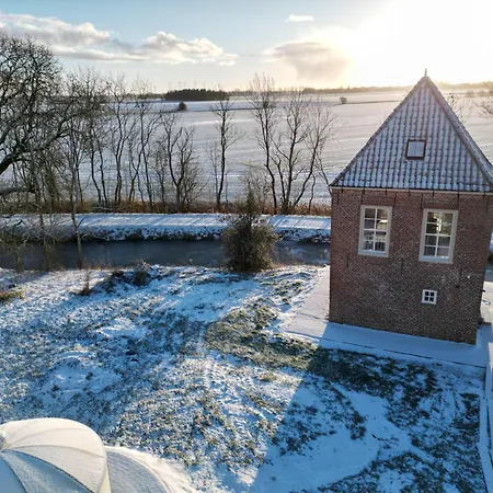 Luesthuus Holiday home *