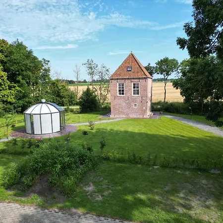 Luesthuus Holiday home *